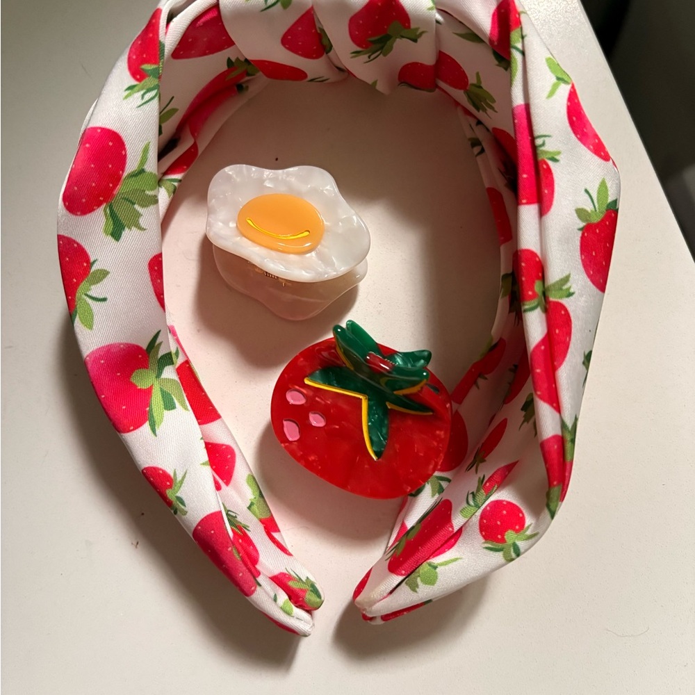 Strawberry Print Headband with Matching Clips